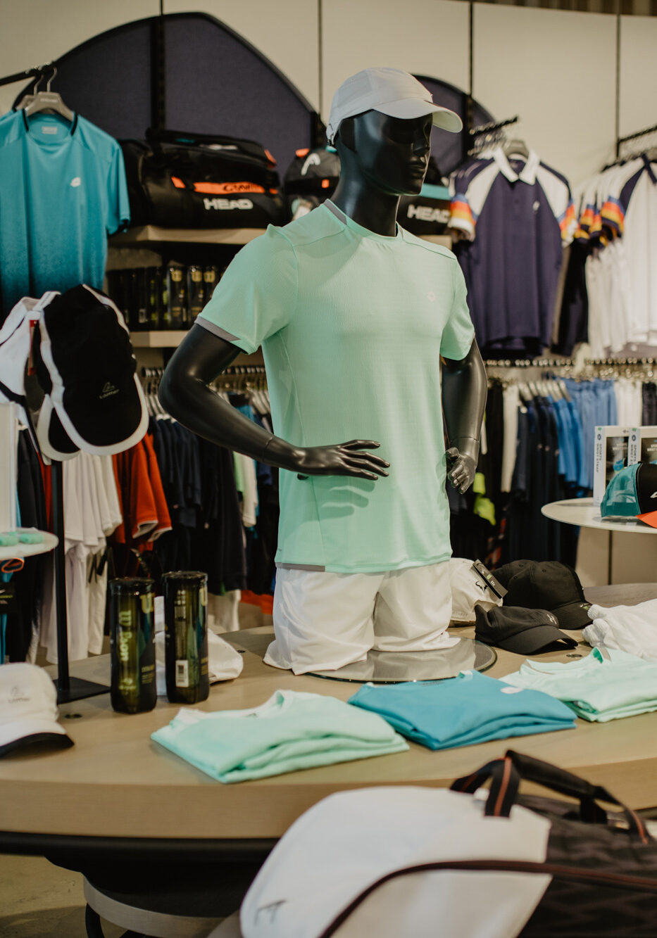 Tenniskleidung bei INTERSPORT Stöcker